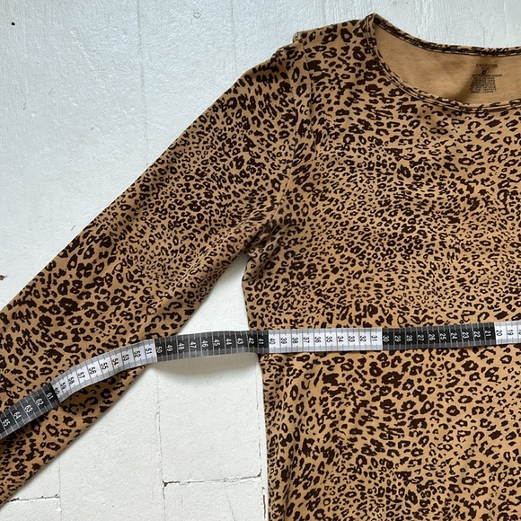 Vintage Leopard-Print Long-Sleeve (Jones New York Sport) - Picture 11 of 11